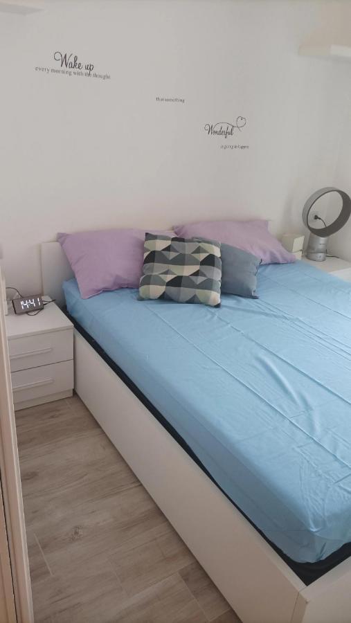 B&B Nicolai Centrale Bari Bagian luar foto