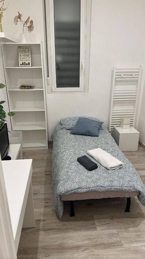 B&B Nicolai Centrale Bari Bagian luar foto