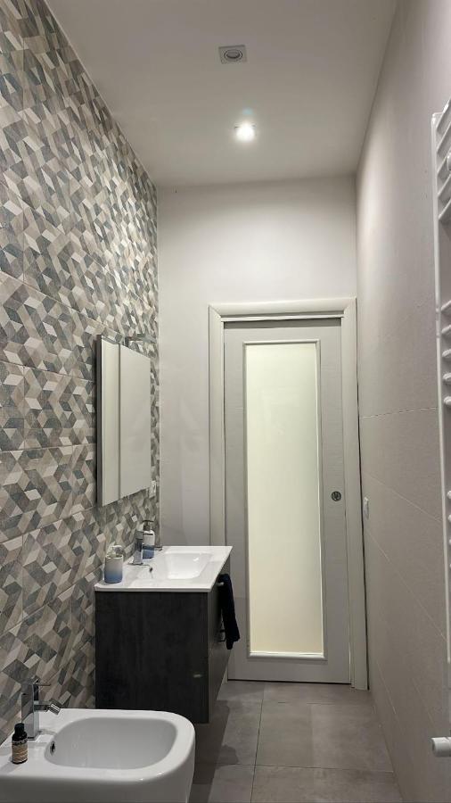 B&B Nicolai Centrale Bari Bagian luar foto