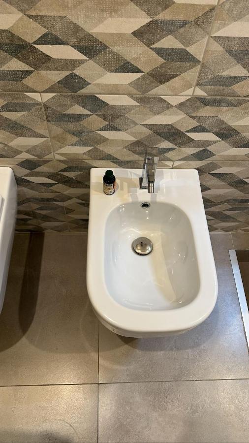 B&B Nicolai Centrale Bari Bagian luar foto